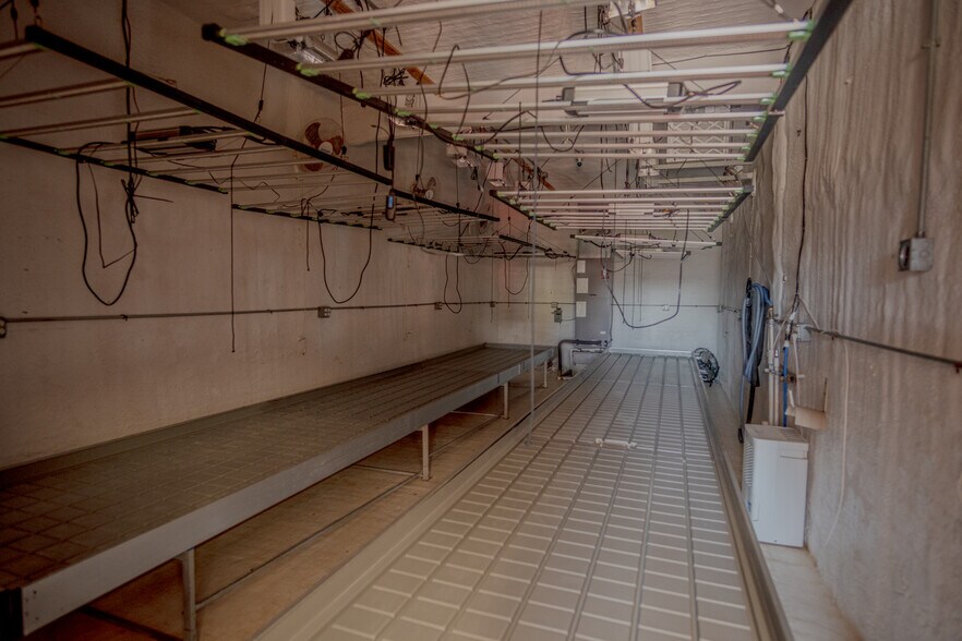 More Photos Of 103 N. Clarady, Wanette Industrial For Sale