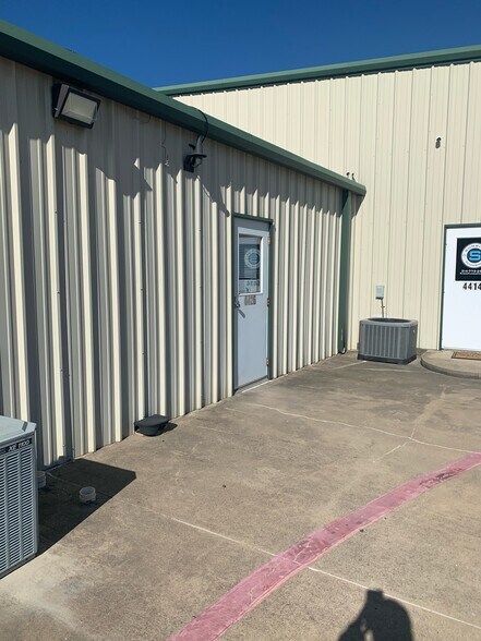 More Photos Of 4426 State Highway 276, Rockwall Office For Lease