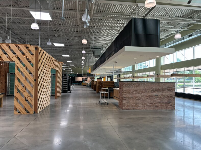 More Photos Of 1450 Taylor Rd, Montgomery Supermarket For Lease