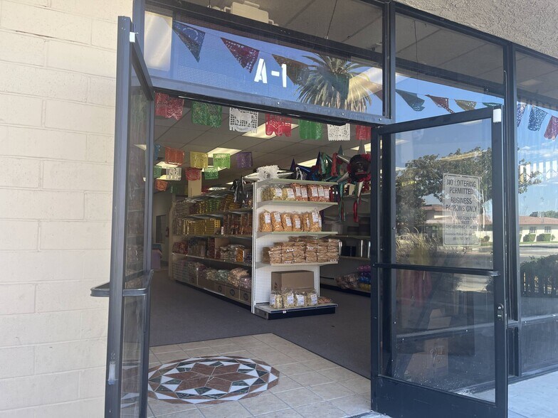 More Photos Of 9758 Magnolia Ave, Riverside Storefront Retail Office For Sale