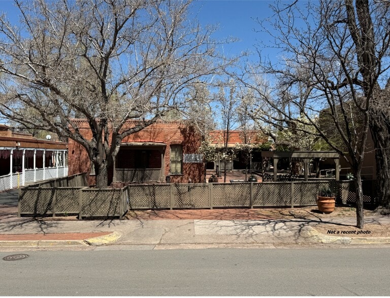 Primary Photo Of 223 & 225 Johnson St., Santa Fe Restaurant For Lease