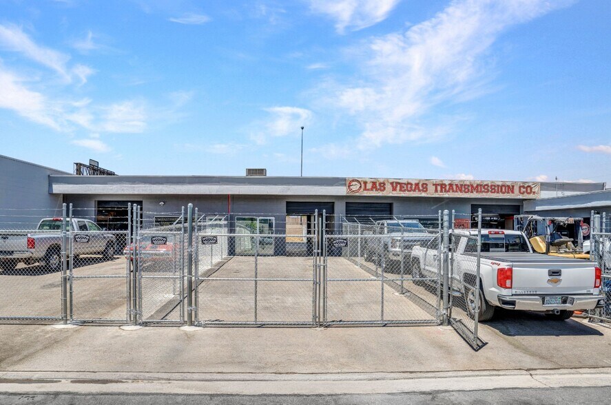 More Photos Of 2120 Highland Ave, Las Vegas Manufacturing For Lease