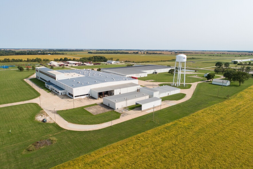 More Photos Of 5701 E 54 Hwy, Mexico Warehouse For Sale