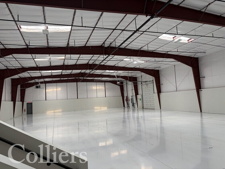 More Photos Of 8515 E Cash Ln, Nampa Warehouse For Lease