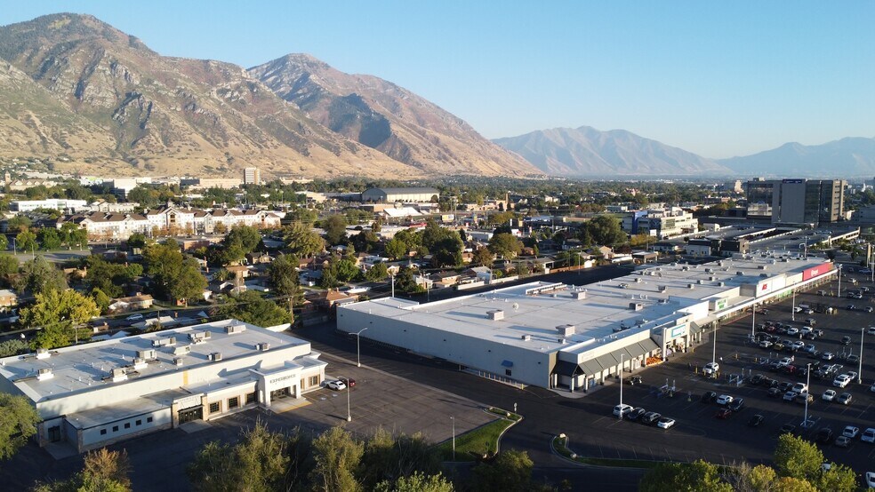 More Photos Of 1440-1460 Moon River Dr, Provo General Retail For Lease