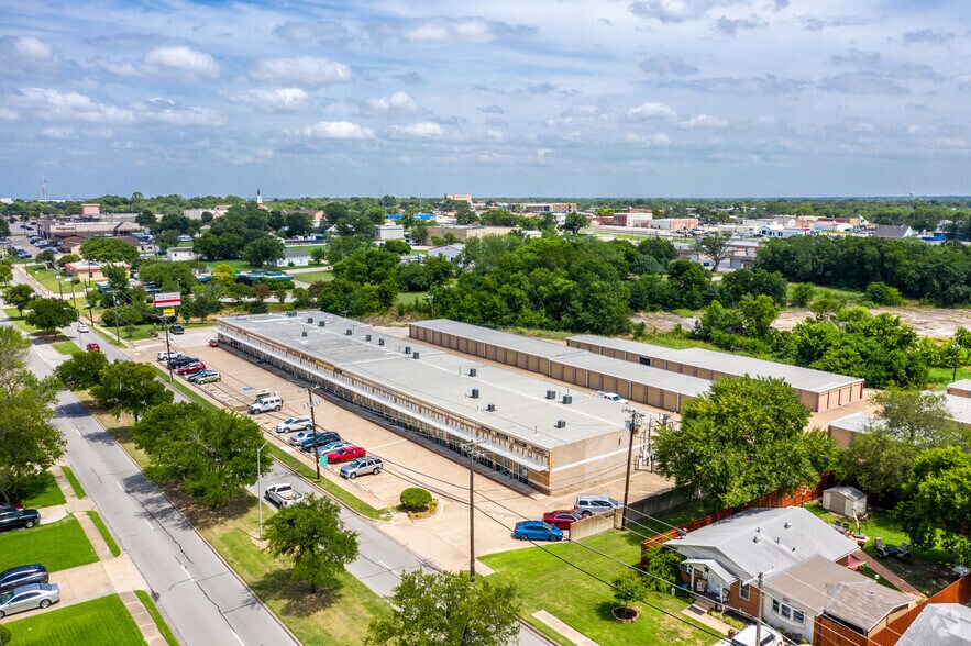 Primary Photo Of 502 W Kearney St, Mesquite Office For Lease