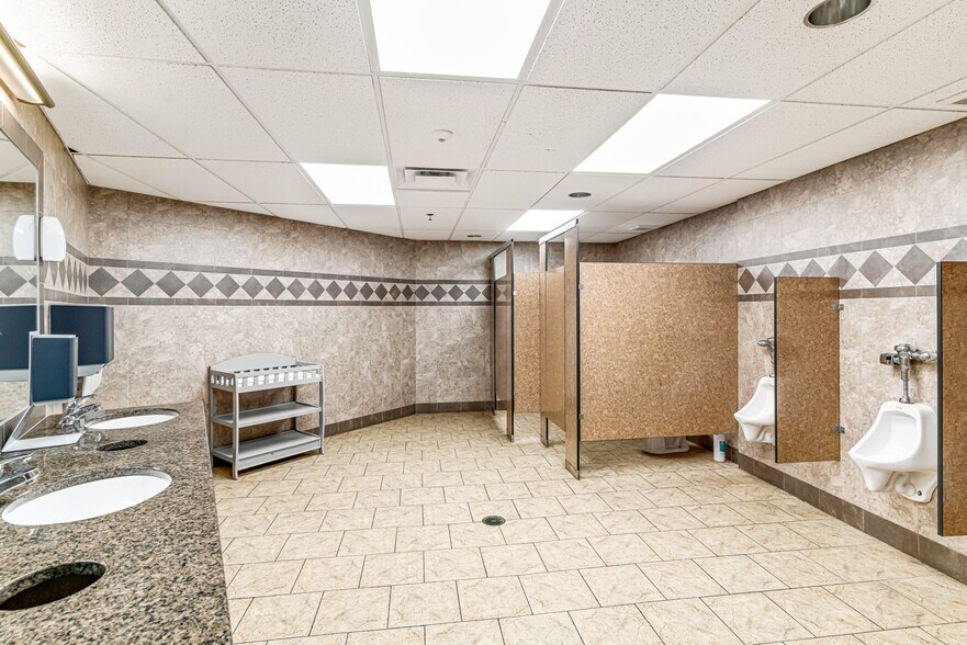 More Photos Of 1101 Brannon Rd, Nicholasville Religious Facility For Sale