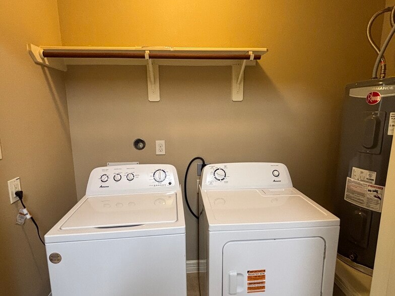 More Photos Of 215 E Luhn St, Bellville Apartments For Sale