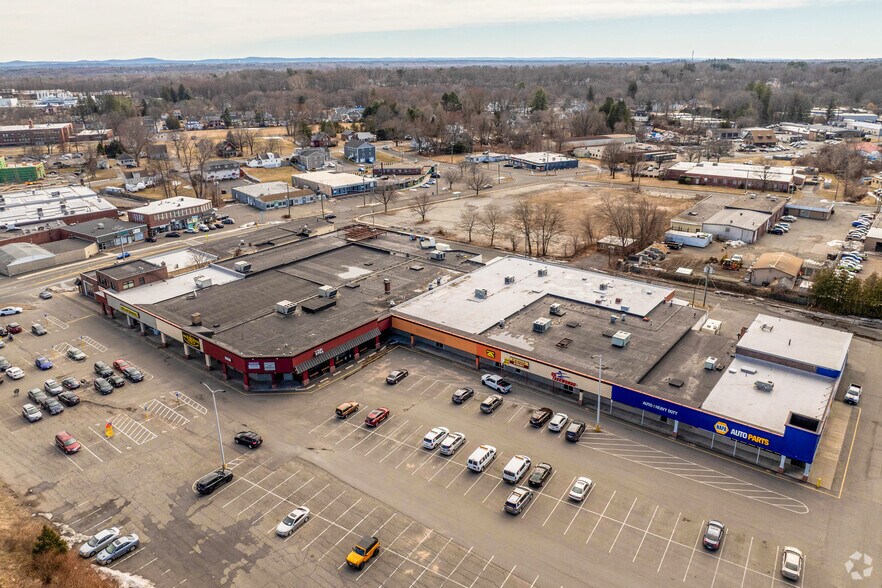 More Photos Of 51-79 Springfield St, Agawam Department Store For Lease