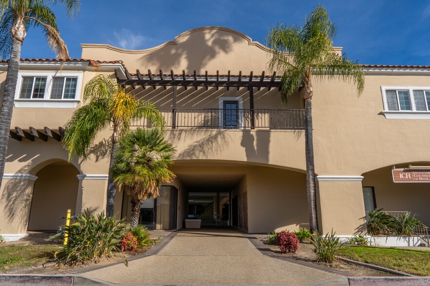 More Photos Of 101 E Redlands Blvd, Redlands Medical For Lease