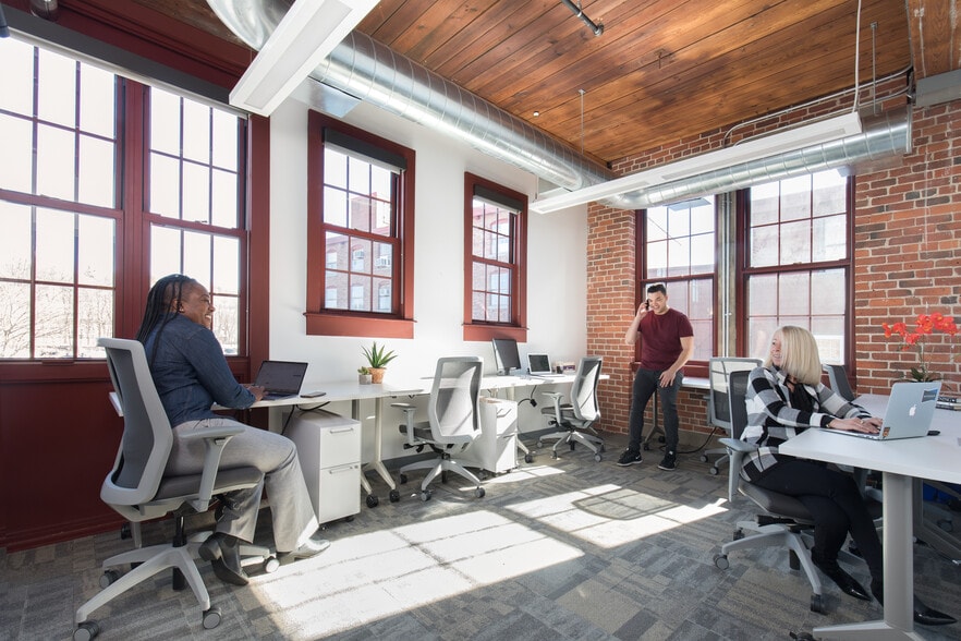 More Photos Of 1167 Massachusetts Ave, Arlington Coworking Space