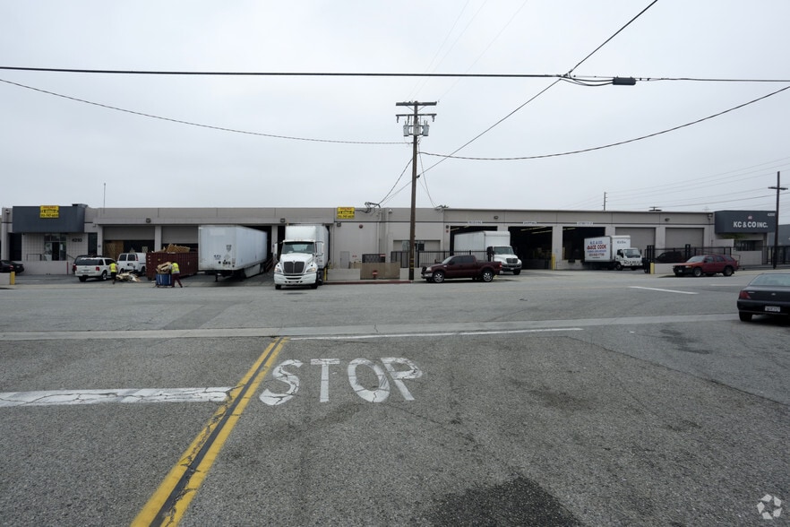 More Photos Of 4200-4210 Charter St, Vernon Warehouse For Lease