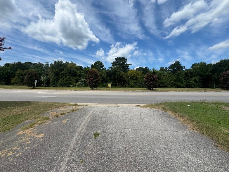 More Photos Of 700 Tarboro St W, Wilson Land For Sale