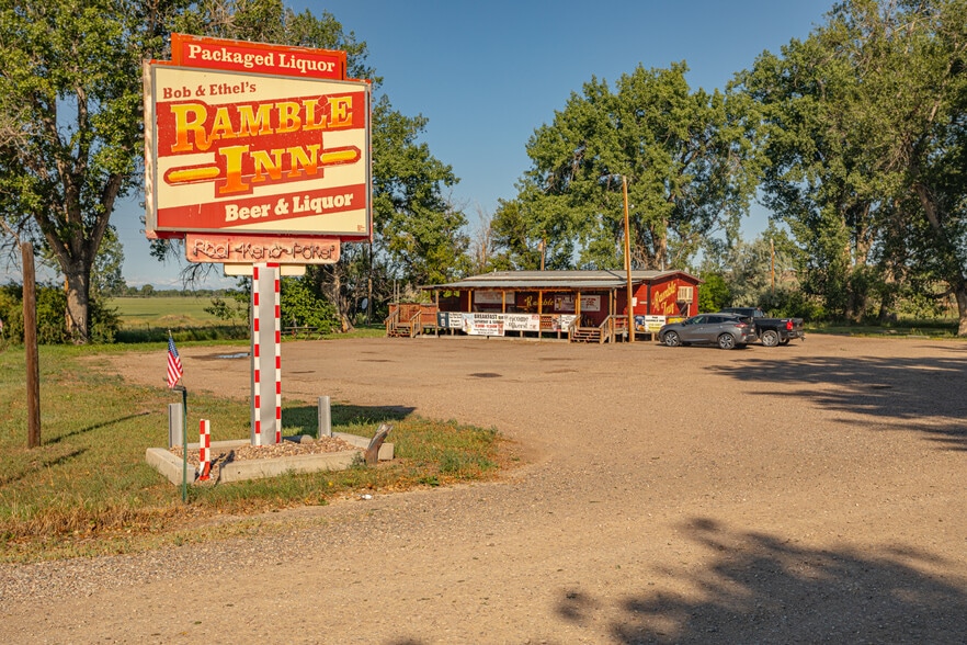 More Photos Of 13899 MT HIGHWAY 200 Hwy, Sun River Bar For Sale