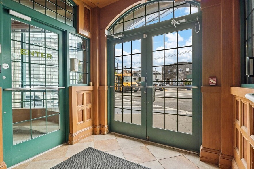 More Photos Of 901 Cross Bay Blvd, Broad Channel Freestanding For Sale