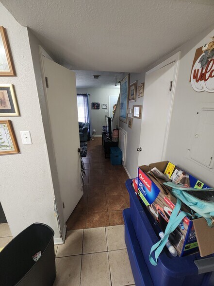 More Photos Of 517 5th St, Humble Apartments For Sale