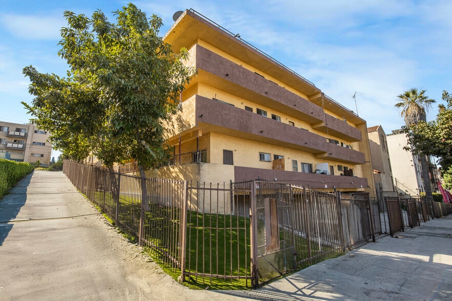 More Photos Of 400 S Westlake Ave, Los Angeles Apartments For Sale
