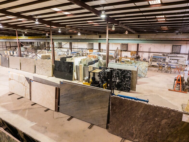 More Photos Of 89 Edwards Rd, Byhalia Manufacturing For Sale