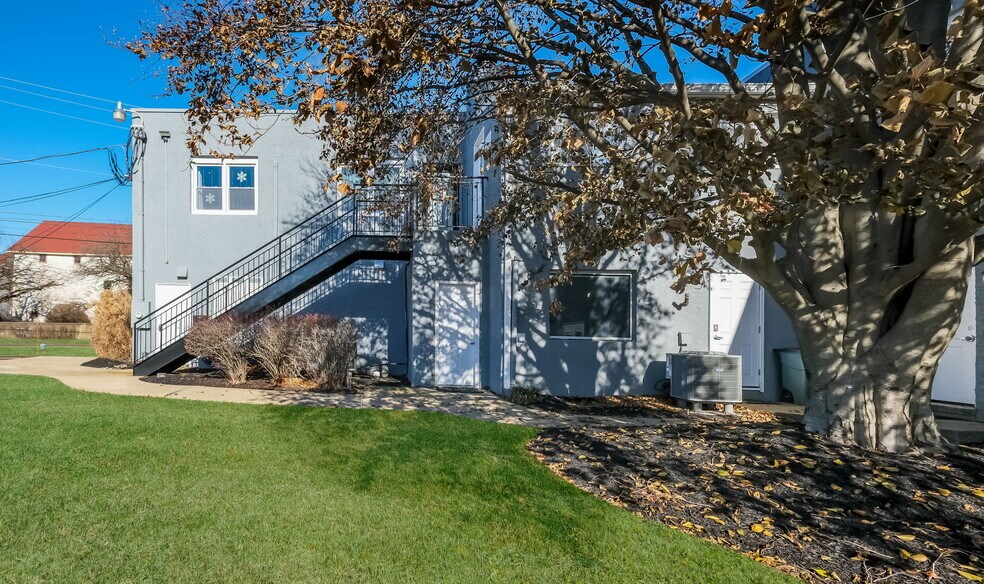 More Photos Of 3488 York Rd, Furlong Office For Sale