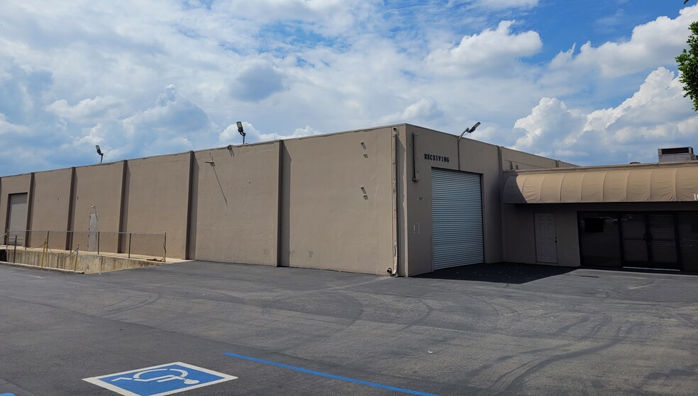 Primary Photo Of 1009-1033 Brooks St, Ontario Warehouse For Lease