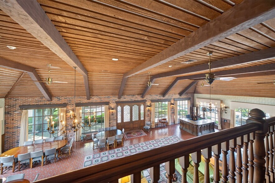 More Photos Of 1461 Highway EE, Winfield Specialty For Sale