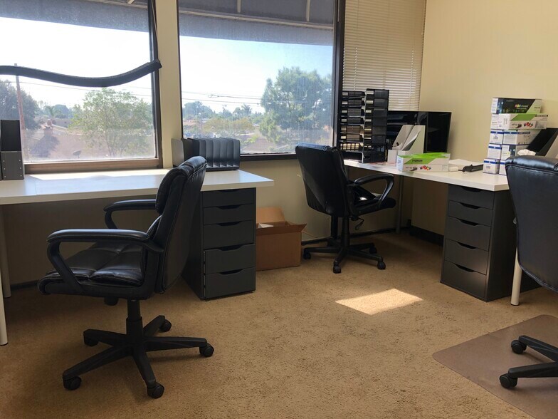 More Photos Of 895 E Yorba Linda Blvd, Placentia Office For Lease