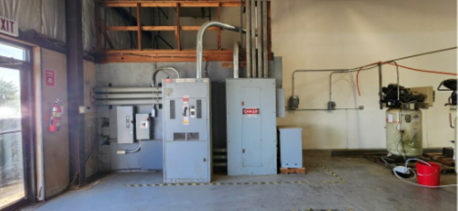 More Photos Of 150 Mattatuck Heights Rd, Waterbury Light Manufacturing For Lease