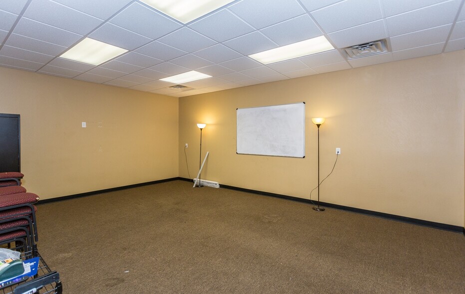 More Photos Of 534 Madison Ave, Prescott Freestanding For Sale