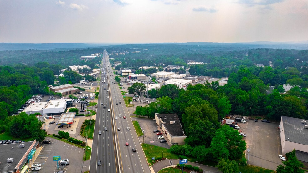 More Photos Of 425 NJ-17, Ramsey Hotel For Sale