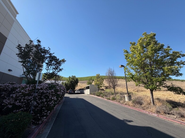 More Photos Of 3163-3179 Independence Dr, Livermore Research And Development For Sale