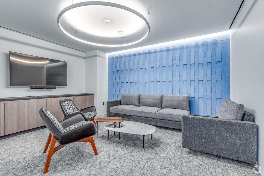 More Photos Of 1255 23rd St NW, Washington Office For Lease