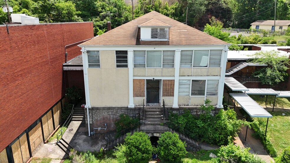 More Photos Of 301 21st Ave S, Birmingham Schools For Sale