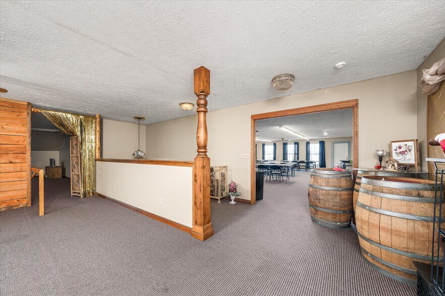 More Photos Of 78 Chestnut Hill Rd, Crossville Freestanding For Sale