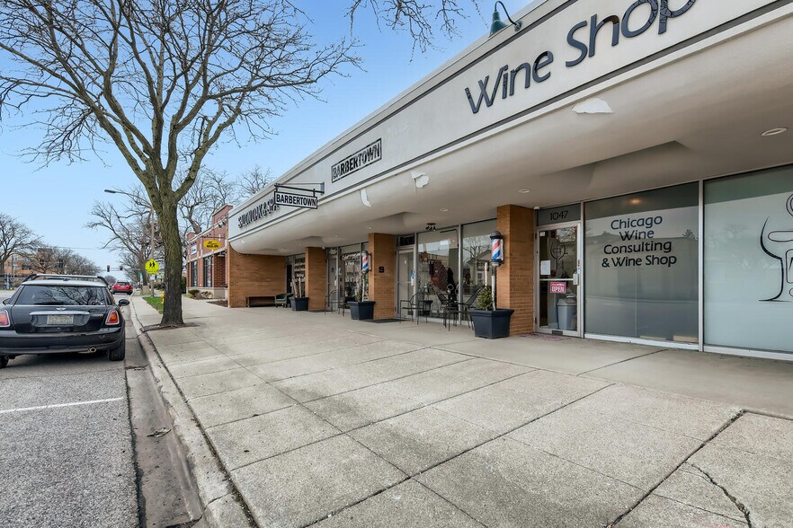 More Photos Of 1039-1059 Waukegan Rd, Glenview Unknown For Lease