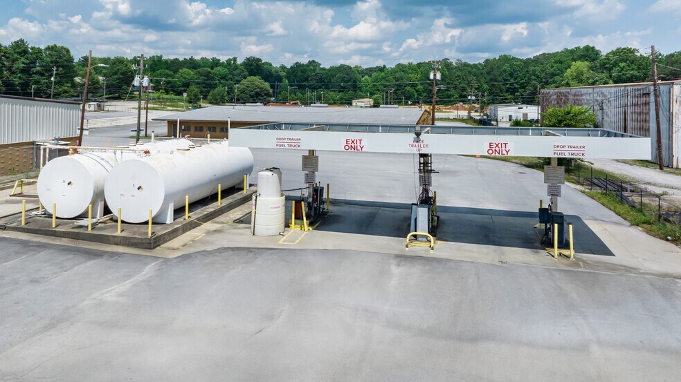 More Photos Of 2770 Peyton Rd NW, Atlanta Warehouse For Lease