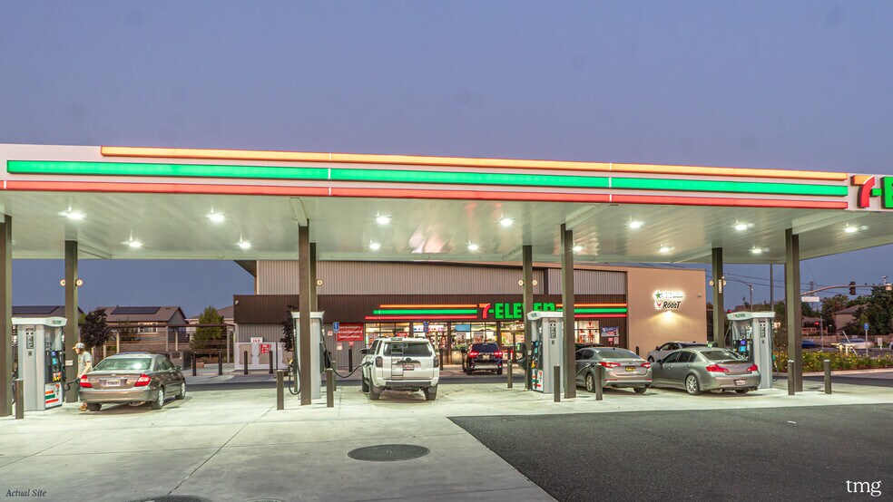 More Photos Of 3311 W El Camino Ave, Sacramento Freestanding For Sale