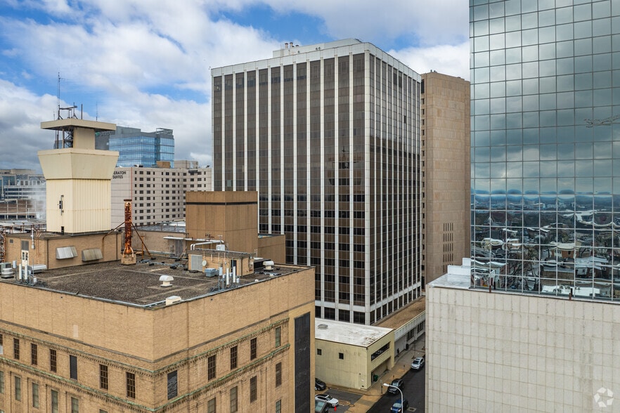 More Photos Of 300 Delaware Ave, Wilmington Office For Lease