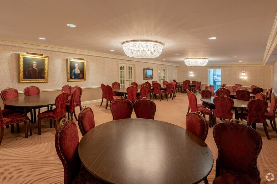 More Photos Of 353 W 56th St, New York Apartments For Sale
