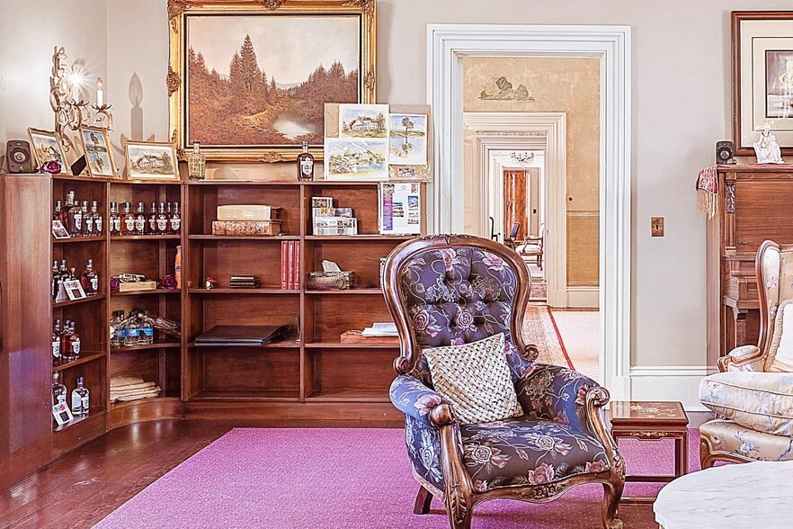 More Photos Of 1902 Jefferson Pike, Knoxville Lodge Meeting Hall For Sale