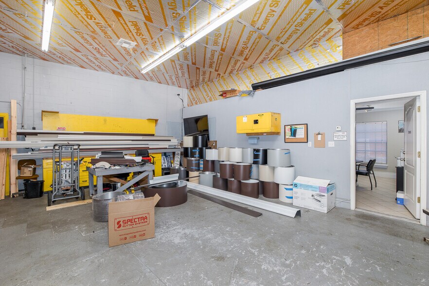 More Photos Of 6151 Springer Dr, Port Richey Warehouse For Sale