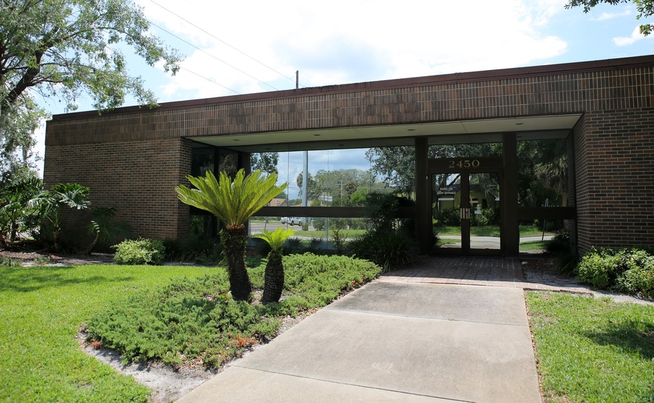 More Photos Of 2450 S Laurel Ave, Sanford Bank For Sale