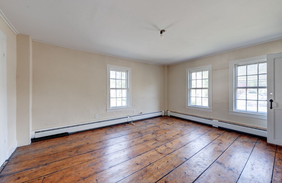 More Photos Of 141 Dowd Ave, Canton Medical For Sale