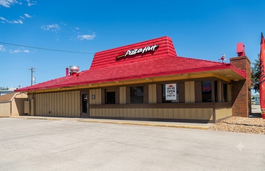 Primary Photo Of 1460 N 3rd St, Laramie Restaurant For Sale