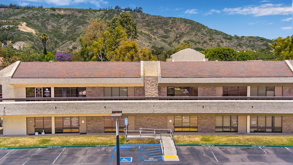 More Photos Of 2438 N Ponderosa Dr, Camarillo Medical For Sale