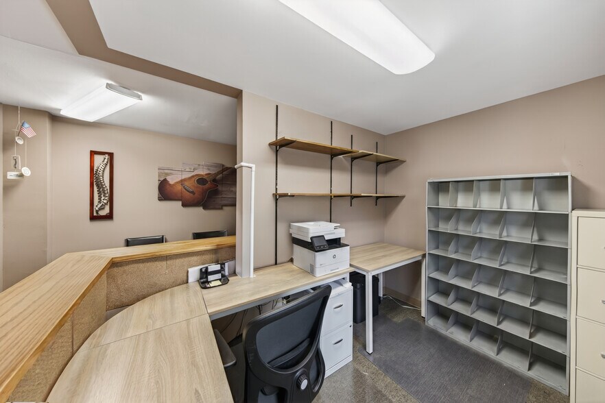 More Photos Of 187 Breakneck Rd, Highland Lakes Storefront Retail Residential For Sale