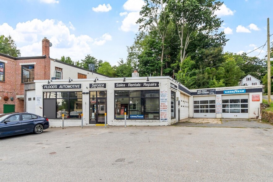 Primary Photo Of 93 Hamilton St, Southbridge Service Station For Sale