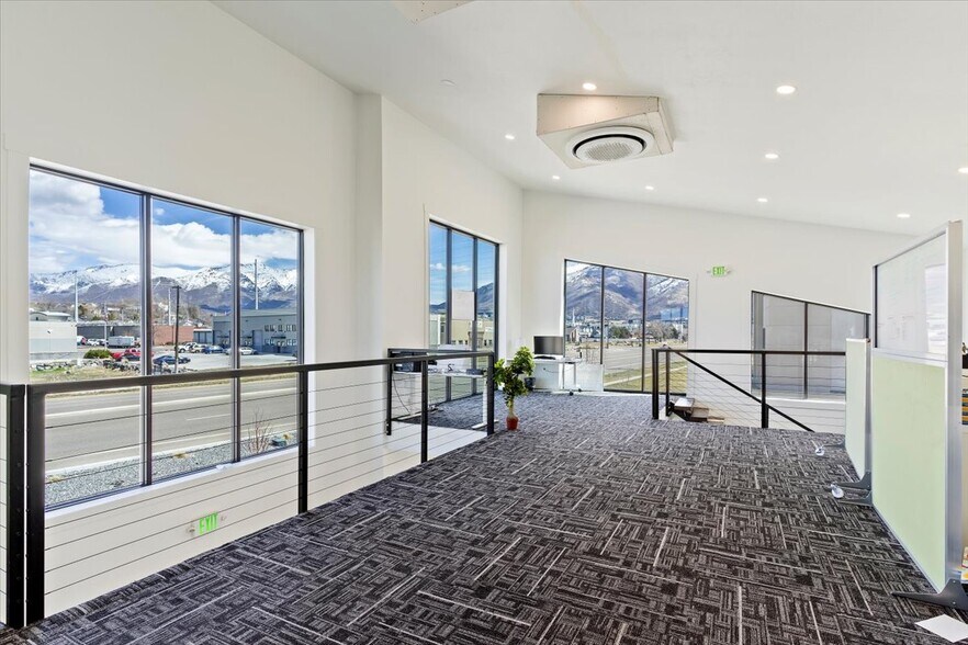 More Photos Of 1042 3000 N, Layton Office For Sale