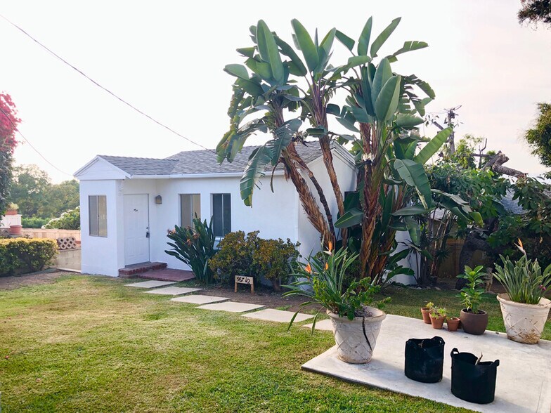 More Photos Of , Los Angeles Multifamily For Sale