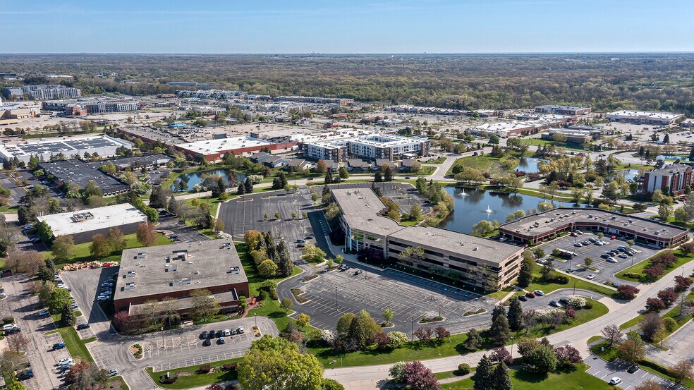 More Photos Of 544 Lakeview Pkwy, Vernon Hills Office For Lease