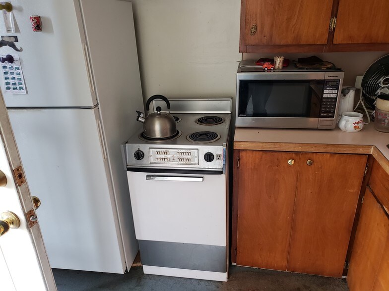 More Photos Of 145 S Main St, Jefferson Apartments For Sale